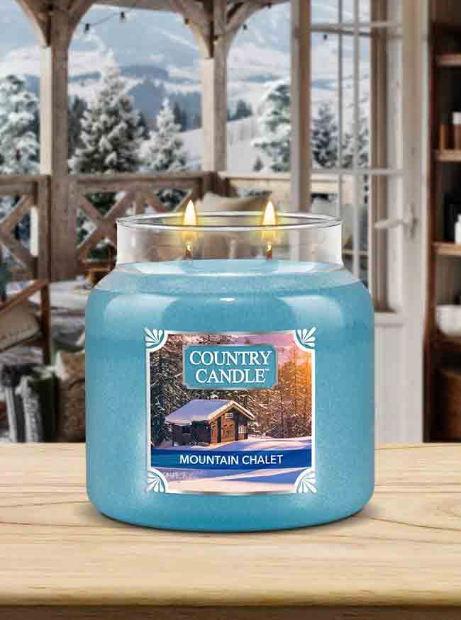 Mountain Chalet Medium | Soy Candle - Kringle Candle Israel